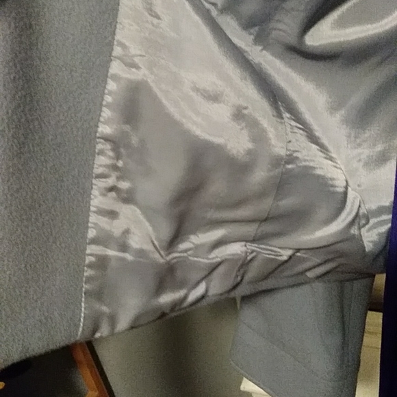 Louben Wool Cashmere Blazer in Steel Blue - Picture 8 of 8